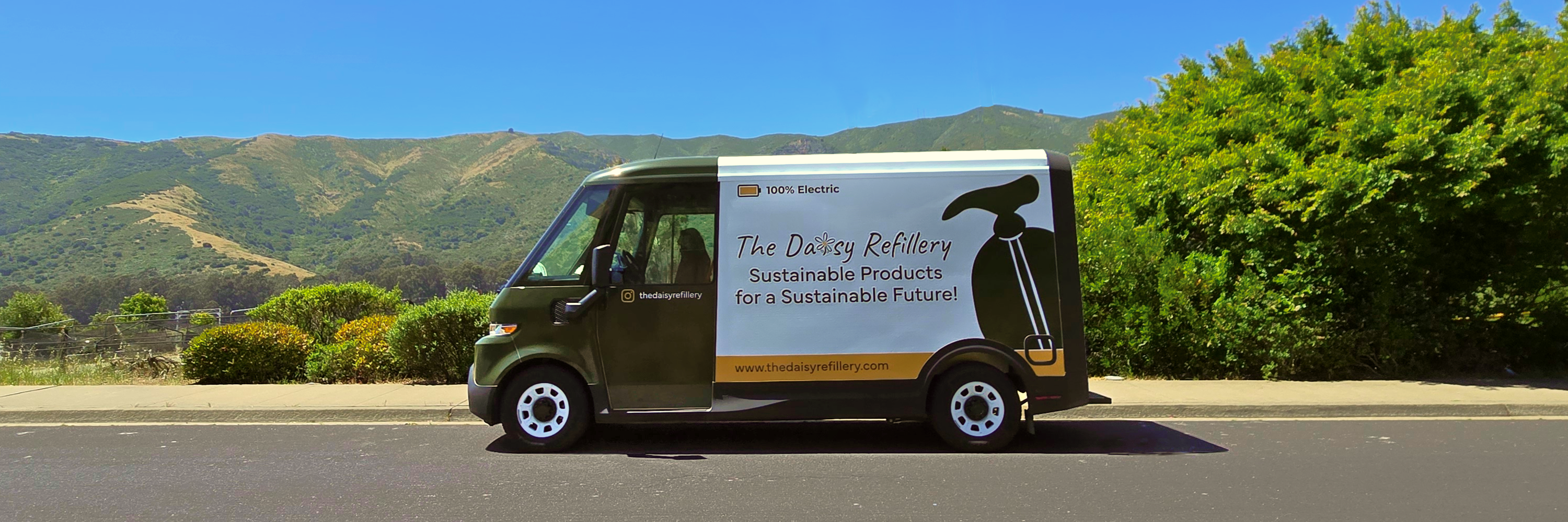 The Daisy Refillery Lark Mobile